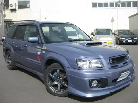 カタログ画像：フォレスター （FORESTER） クロススポーツ 2003年2月 TA-SG5 2000cc ゼニスブルー・メタリックパール 燃費12.2km / l メイン（その他）