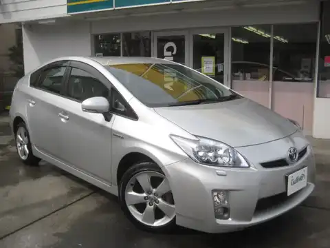 カタログ画像：プリウス （PRIUS） Ｓツーリングセレクション 2009年5月 DAA-ZVW30 1800cc シルバーメタリックorアイスバーグシルバーマイカメタリック 燃費35.5km / l メイン（その他）