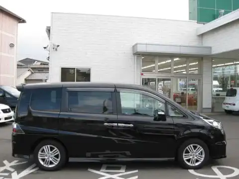 カタログ画像：ステップワゴン （STEPWAGON） スパーダ２４ＳＺ 2007年11月 DBA-RG3 2400cc プレミアムブラキッシュ・パール 燃費12.2km / l 外装