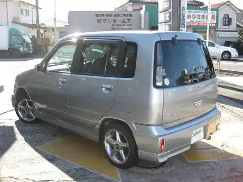 カタログ画像：キューブ （CUBE） ライダー 2000年9月 TA-AZ10 1300cc ソニックシルバー（Ｍ） 燃費14.8km / l バック