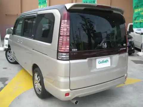 カタログ画像：ステップワゴン （STEPWAGON） Ｇ 2003年6月 UA-RF3 2000cc マーブルベージュ・パール 燃費12.0km / l 外装