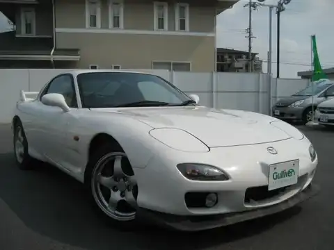 カタログ画像：ＲＸ－７ （RX-7） タイプＲ 1999年1月 GF-FD3S 1400cc チェイストホワイト 燃費8.1km / l メイン（その他）