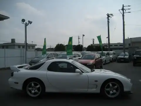 カタログ画像：ＲＸ－７ （RX-7） タイプＲＢ Ｓパッケージ 1999年1月 GF-FD3S 1400cc チェイストホワイト 燃費8.1km / l 外装