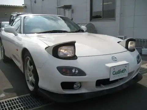 カタログ画像：ＲＸ－７ （RX-7） タイプＲＢ 1999年1月 GF-FD3S 1400cc チェイストホワイト 燃費7.7km / l 外装