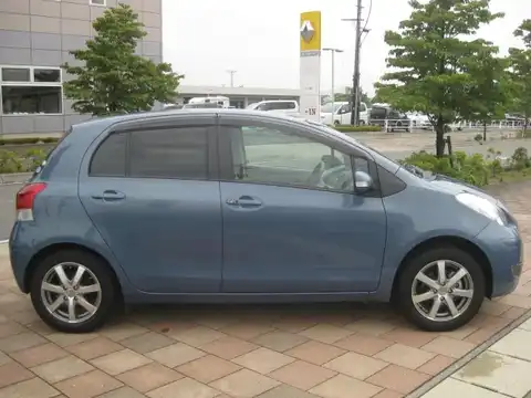 カタログ画像：ヴィッツ （VITZ） アイル 2008年9月 DBA-SCP90 1300cc グレイッシュブルーマイカメタリック 燃費19.6km / l 外装