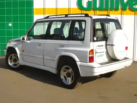 カタログ画像：エスクード （ESCUDO） Ｇ－リミテッド ５ドア２０００ 1997年1月 E-TD51W 2000cc スペリアホワイト 燃費10.8km / l バック