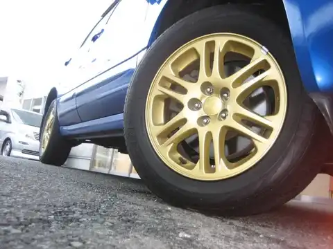 カタログ画像：フォレスター （FORESTER） ＸＴ ＷＲ－リミテッド ２００４ 2004年7月 TA-SG5 2000cc ＷＲブルー・マイカ 燃費13.0km / l タイヤ