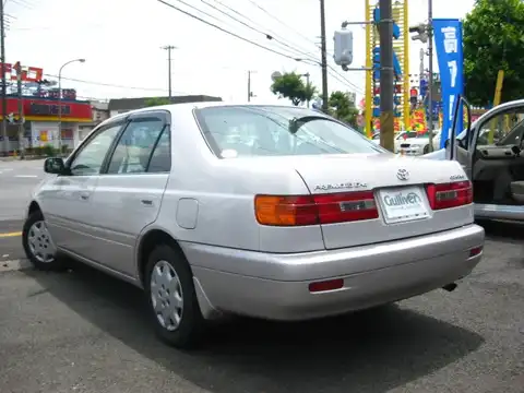 カタログ画像：コロナプレミオ （CORONA PREMIO） プレミオＧ Ｓパッケージ 1998年8月 GF-ST210 2000cc クリスタルシルバーパールメタリック 燃費17.0km / l バック