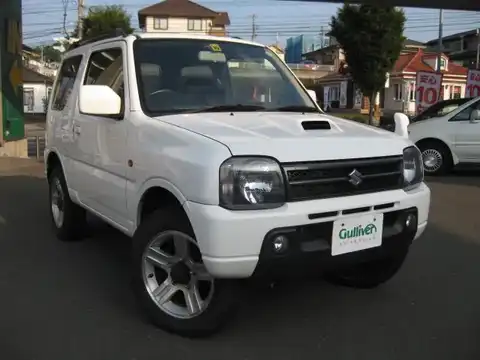 カタログ画像：ジムニー （JIMNY） ＸＣ 2005年11月 ABA-JB23W 660cc スペリアホワイト 燃費14.8km / l メイン（その他）