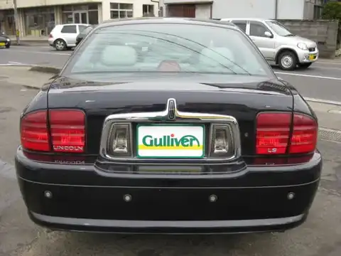 カタログ画像：リンカーンＬＳ （LINCOLN LS） Ｖ６ 1999年10月 GF-1LNSM86 3000cc ディープウェッジウッドブルー・クリアコートメタリック 燃費7.7km / l バック