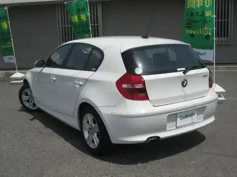 カタログ画像：１シリーズ （1 SERIES） １２０ｉ 2007年5月 ABA-UD20 2000cc 燃費11.6km / l バック