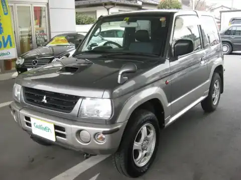 カタログ画像：パジェロミニ （PAJERO MINI） Ｖ 2001年10月 GF-H58A 660cc ダークグレー（Ｍ）／ミディアムシルバー（Ｍ）・２トーン 外装