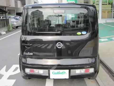 カタログ画像：キューブ （CUBE） １４Ｓ プラスナビＨＤＤ ＳＰ 2008年5月 DBA-BZ11 1400cc スーパーブラック 燃費16.4km / l バック