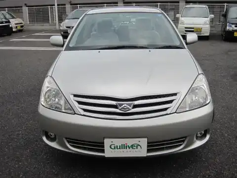 カタログ画像：アリオン （ALLION） Ａ１８ Ｇパッケージ 2004年4月 CBA-ZZT245 1800cc シルバーメタリック 燃費13.0km / l フロント