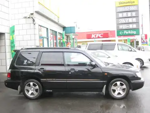 カタログ画像：フォレスター （FORESTER） Ｃ／ｔｂ 1997年2月 E-SF5 2000cc ブラック・マイカ 燃費10.4km / l 外装