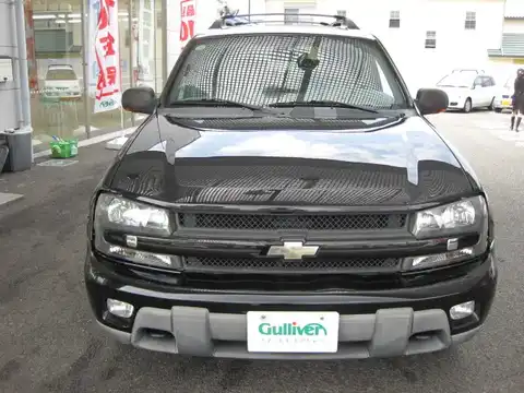 カタログ画像：シボレートレイルブレイザー （CHEVROLET TRAILBLAZER） ＥＸＴ ＬＴＺ 2004年1月 GH-T370V 5300cc オニキスブラック 燃費6.0km / l フロント