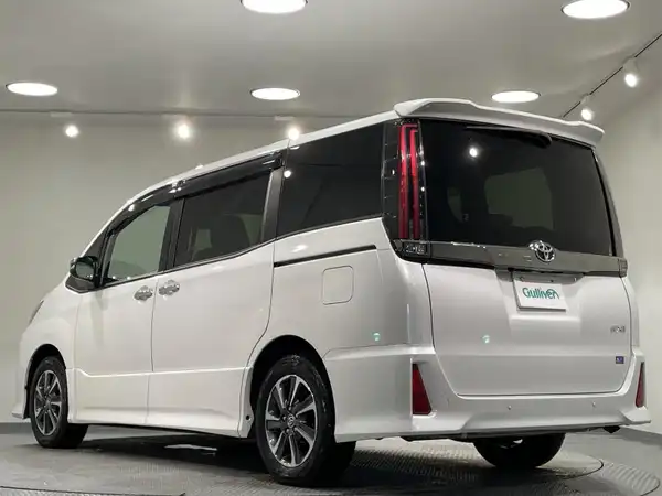 トヨタ ノア