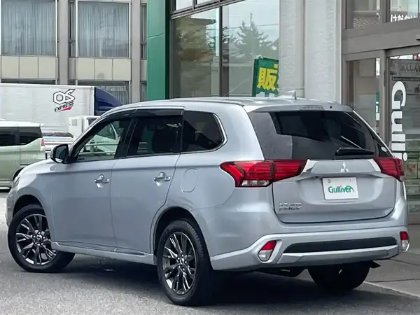 三菱 アウトランダー ＰＨＥＶ