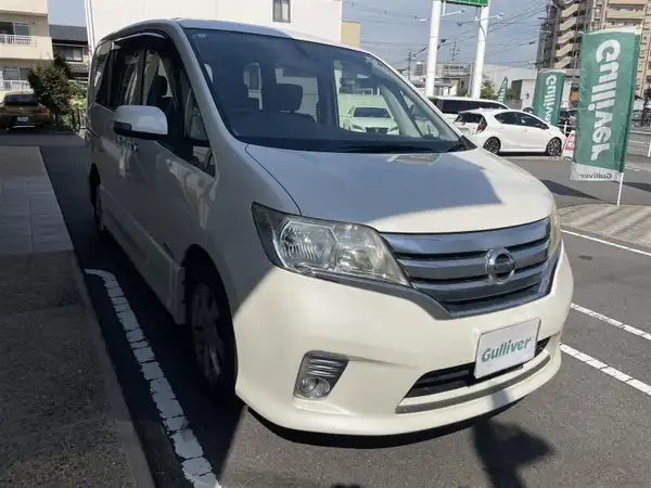 日産 セレナ