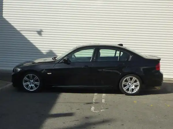 ＢＭＷ ３２０ｉ