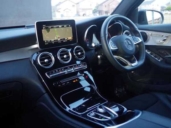 メルセデス・ベンツ ＧＬＣ２２０