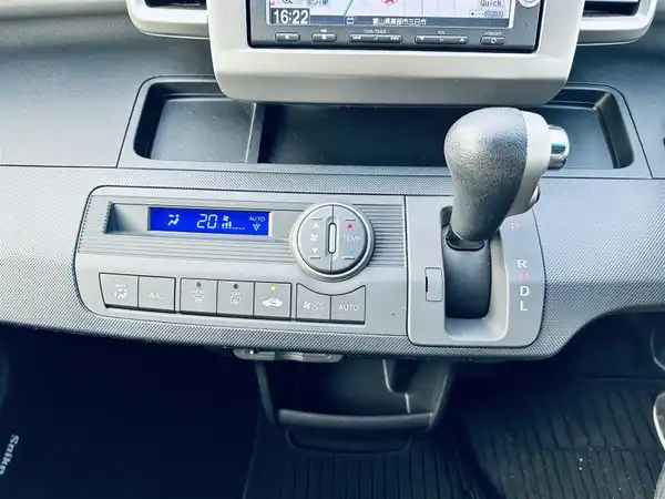ホンダ フリード スパイク