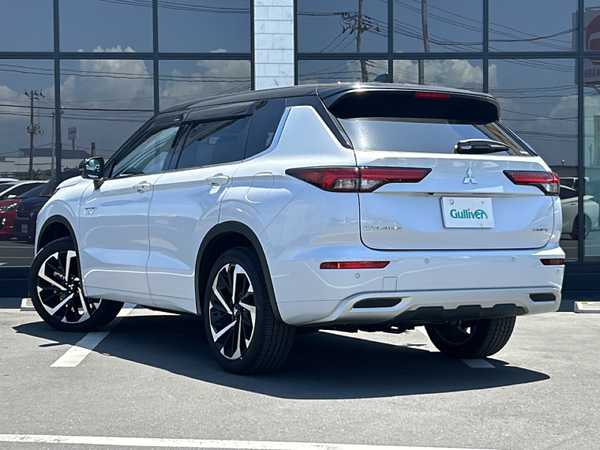 三菱 アウトランダー ＰＨＥＶ