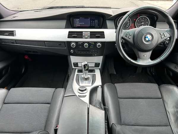 ＢＭＷ ５２５ｉ