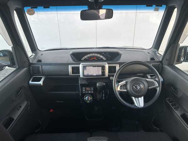 トヨタ ピクシスメガ