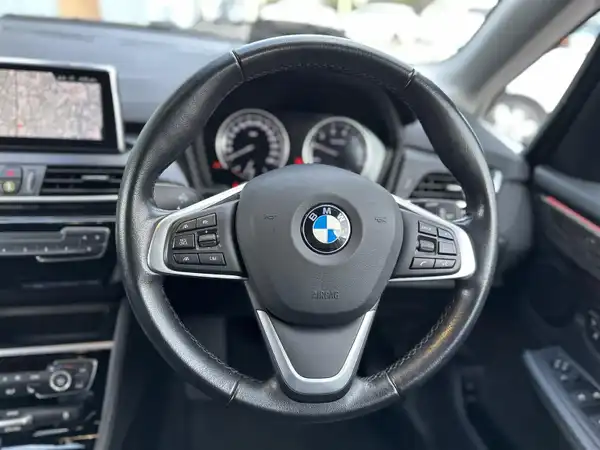 ＢＭＷ ２１８ｉ