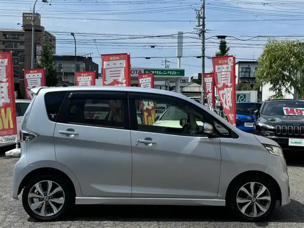 日産 デイズ