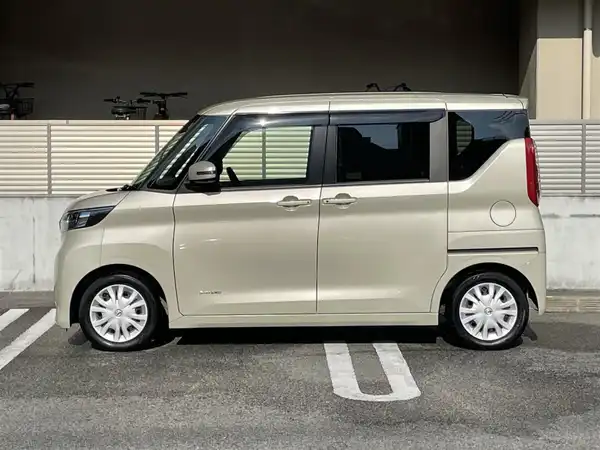 日産 ルークス