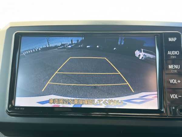 トヨタ ピクシスメガ