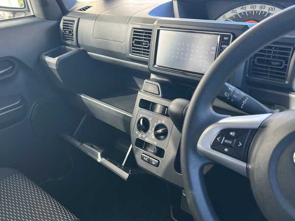 トヨタ ピクシスメガ