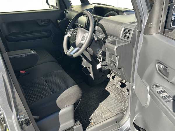 トヨタ ピクシスメガ