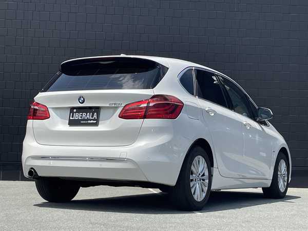 ＢＭＷ ２１８ｉ