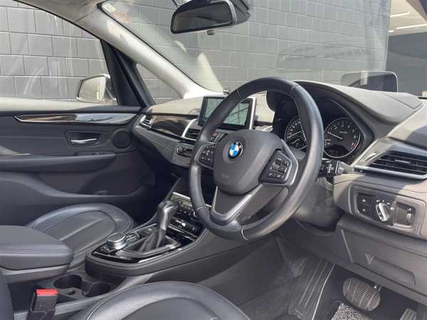 ＢＭＷ ２１８ｉ