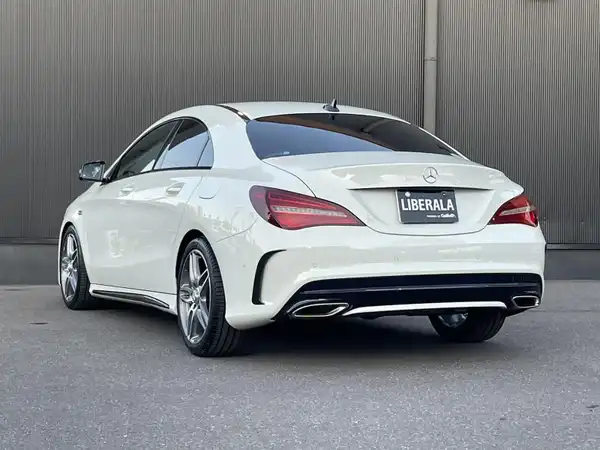 メルセデス・ベンツ ＣＬＡ１８０