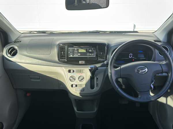 ダイハツ ミラ イース