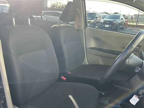 ダイハツ ミラ イース