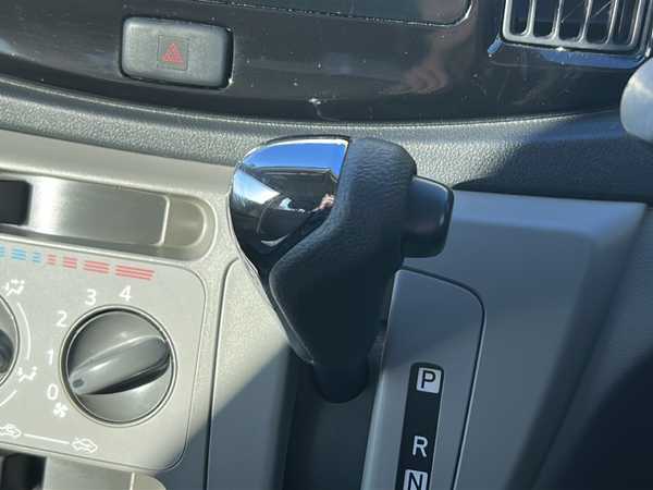 ダイハツ ミラ イース