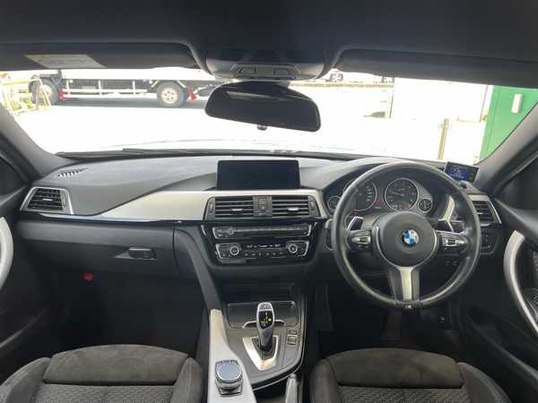 ＢＭＷ ３２０ｄ