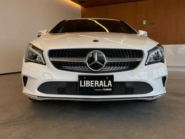 メルセデス・ベンツ ＣＬＡ２２０