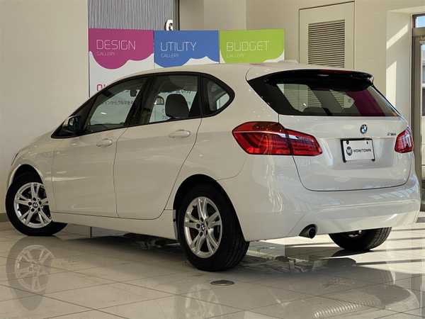 ＢＭＷ ２１８ｉ