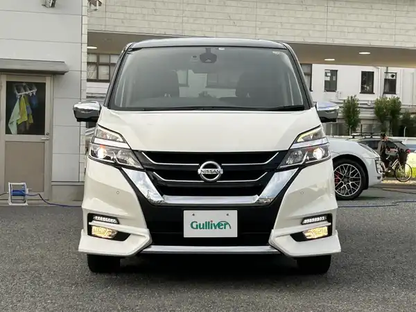 日産 セレナ