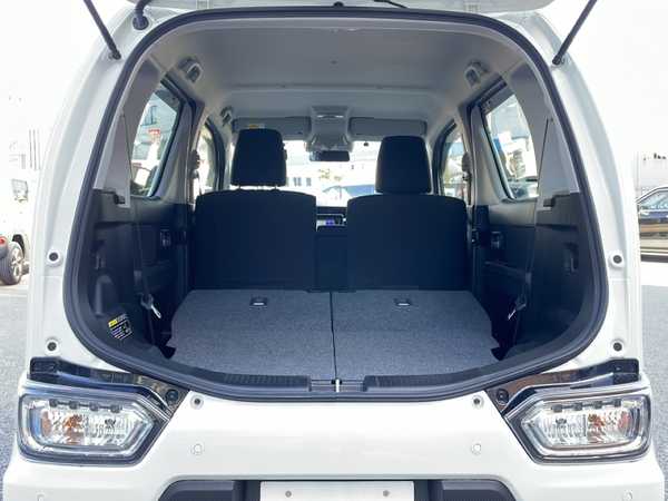 新着情報“ワゴンRカスタムZハイブリッドZX アップグレードパッケージ