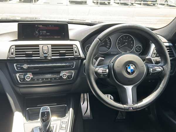 ＢＭＷ ３２０ｉ