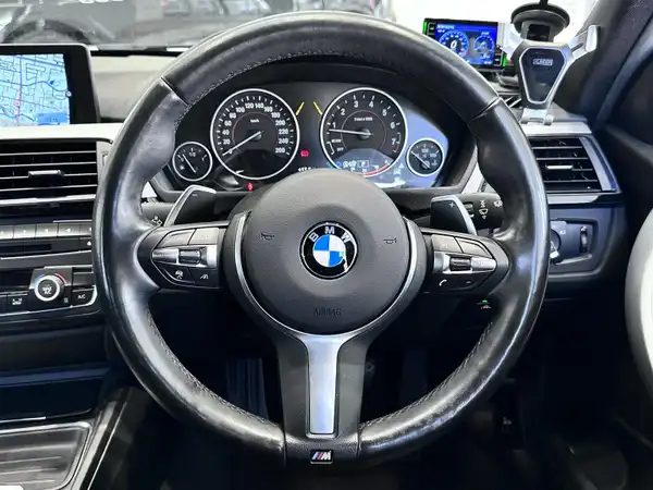 ＢＭＷ ３２０ｉ