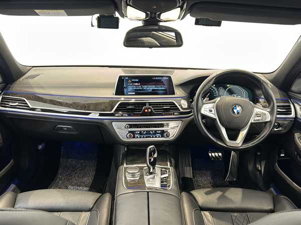 ＢＭＷ ７５０ｉ