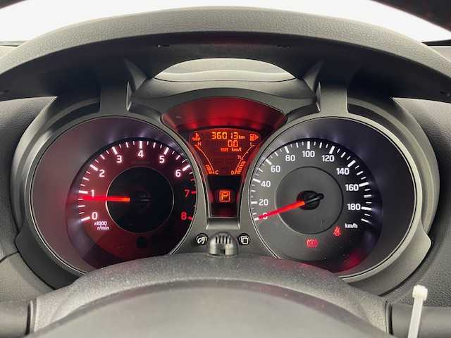 日産 ジューク ニスモ 埼玉県 2018(平30)年 3.6万km スーパーブラック 純正SDナビ　/　CD/DVD/Bluetooth/フルセグ/純正ドライブレコーダー/アラウンドビューモニター/モニター付き自動防眩式ルームミラー/オートライト/HIDヘッドライト/ビルドインETC/４WD/プッシュスタート/インテリジェントキー